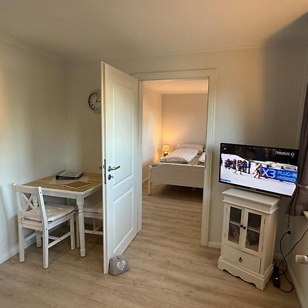 Ferienwohnung „Ole Karkenwech“ Husum-Roedemis Husum  Exteriér fotografie
