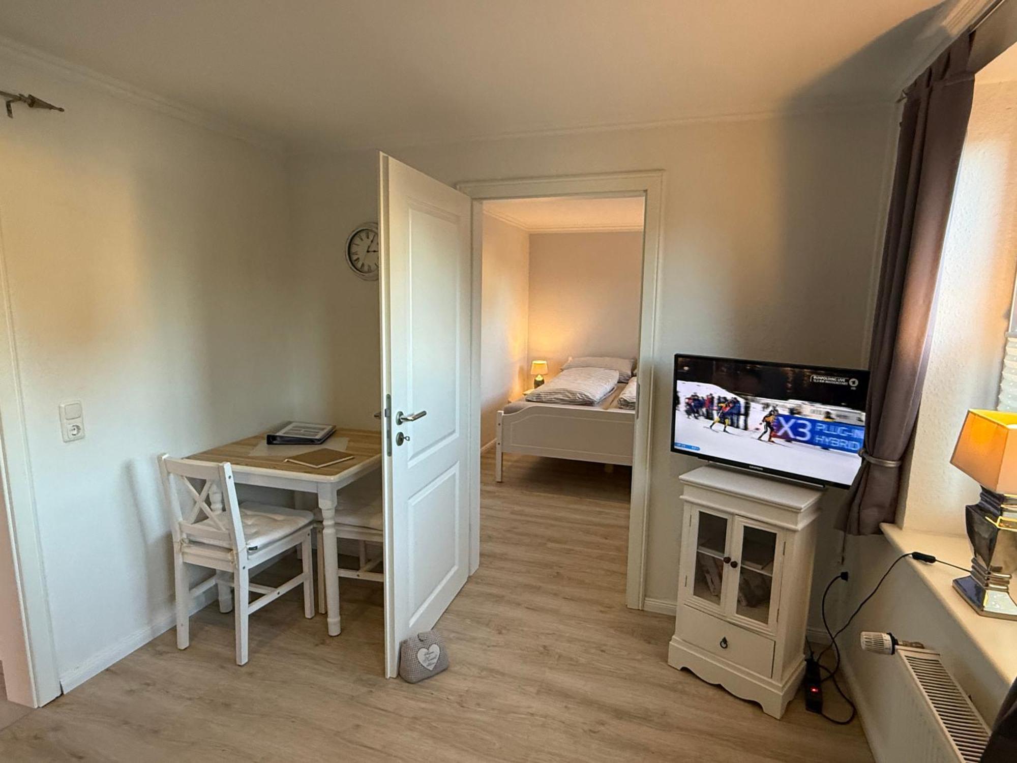 Ferienwohnung „Ole Karkenwech“ Husum-Roedemis Husum  Exteriér fotografie