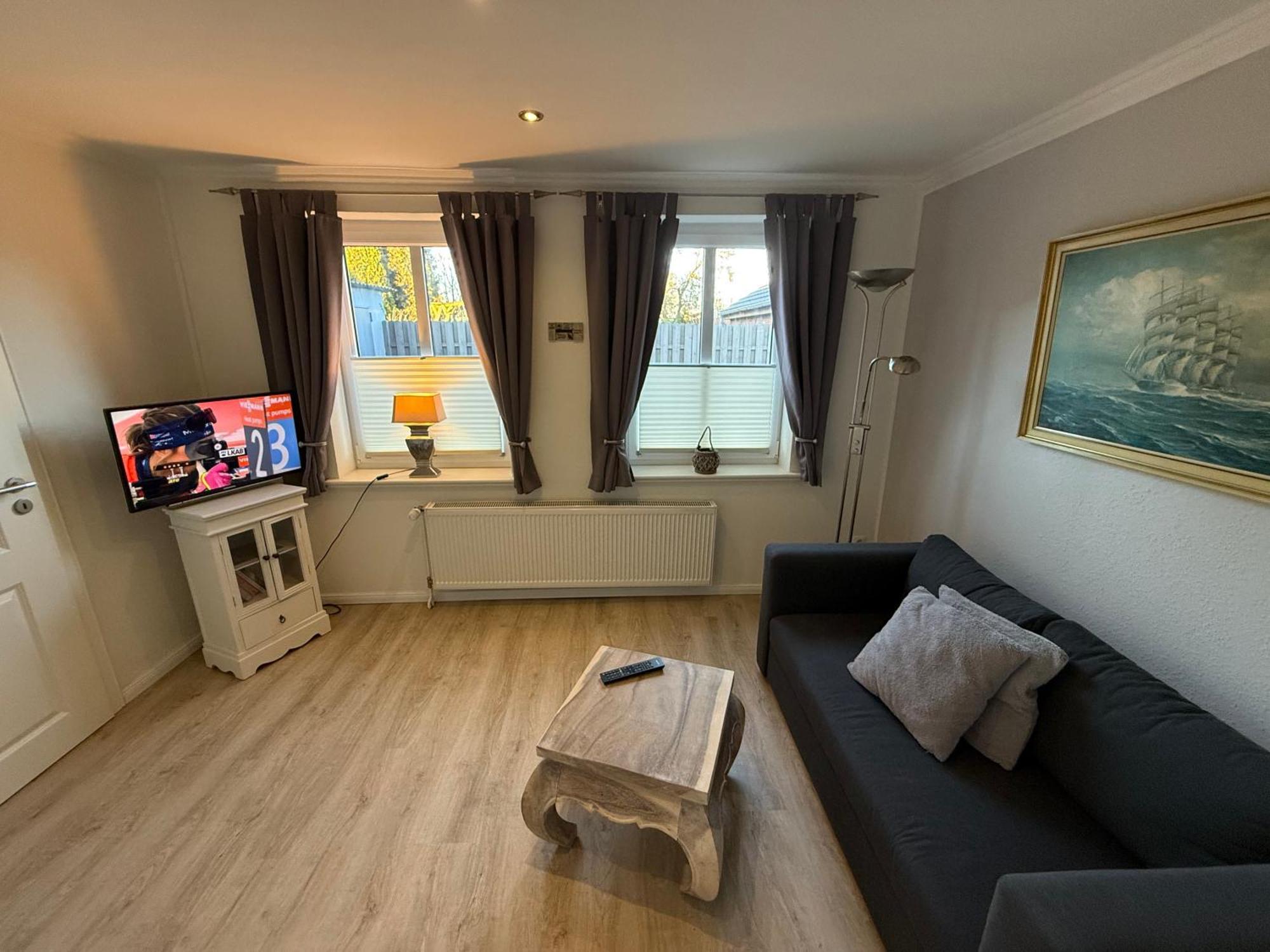 Ferienwohnung „Ole Karkenwech“ Husum-Roedemis Husum  Exteriér fotografie